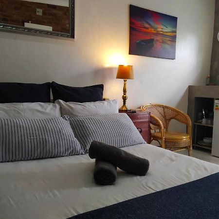 Limonite Guesthouse Претория Экстерьер фото